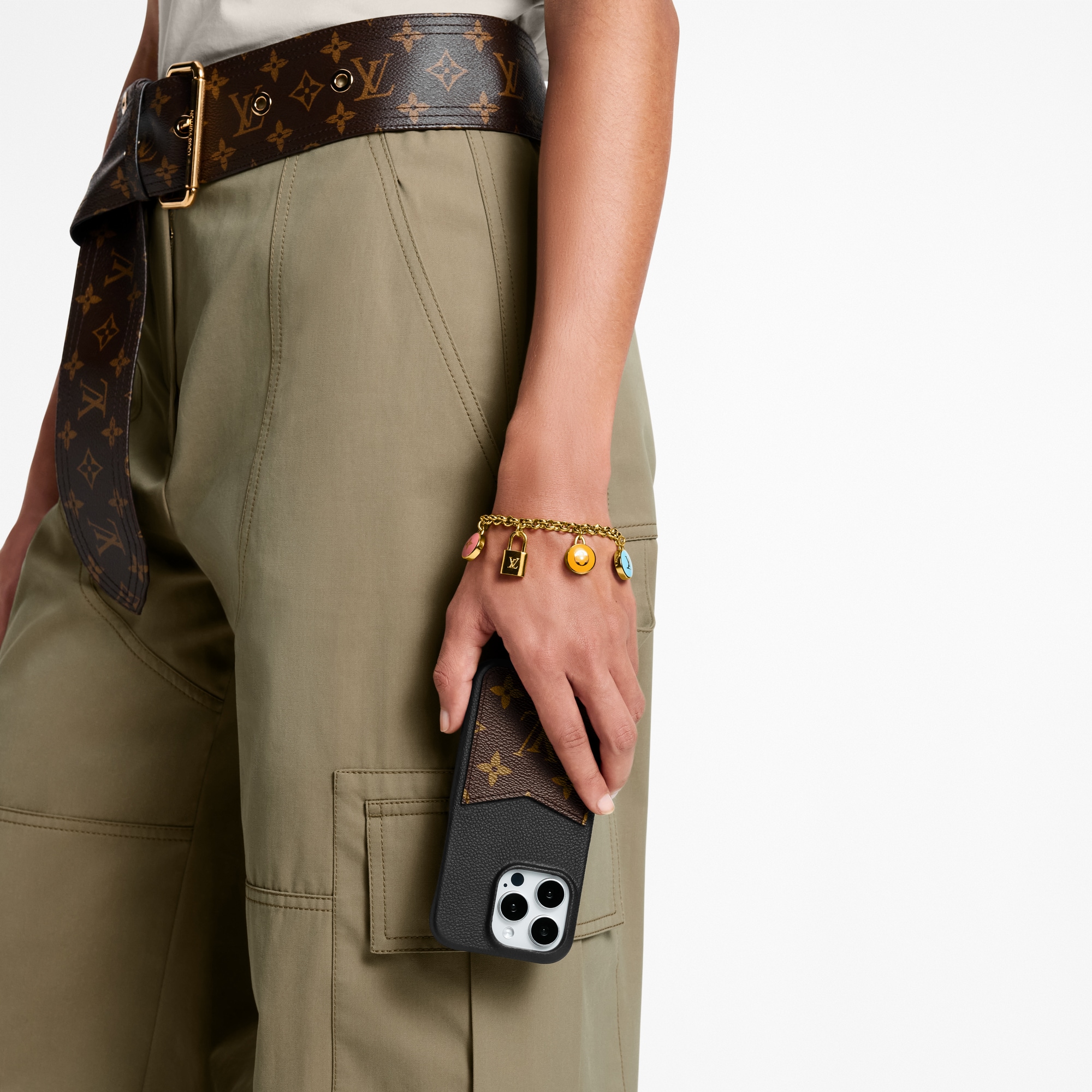 LOUIS VUITTON　キーホルダー　コンフィダンス　カデナ　385 LV Confetti Chain Bag Charm S00 - Women - Accessories | LOUIS